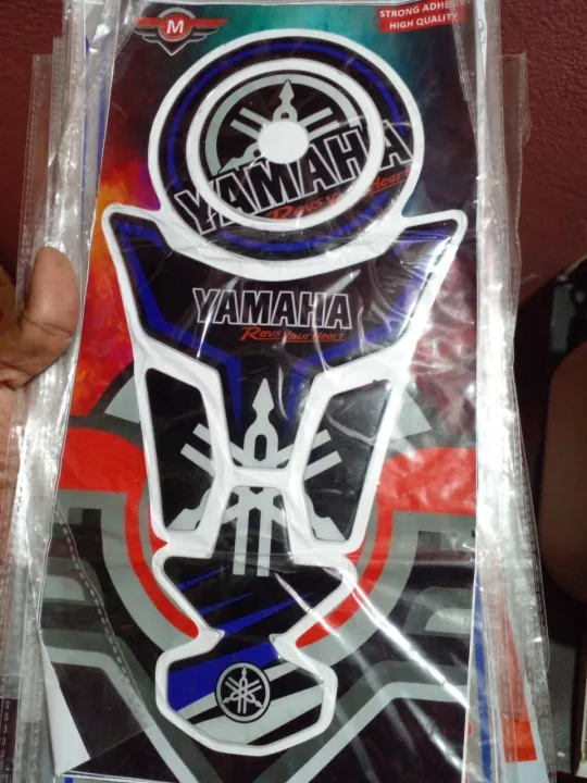 Motorcycle%20fuel%20tank%20pad%20sticker%20or%20bike%20tank%20pad%20for%20Yamaha%20Fzs%20-Black%20-%20Image%205