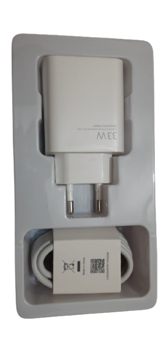 Redmi%20Mi%2033watt%20Type-c%20Fast%20Charger%20-%20Image%204