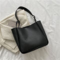 Autumn and winter large-capacity bags  new bags women's bags fashion simple shoulder bags popular texture tote bags. 