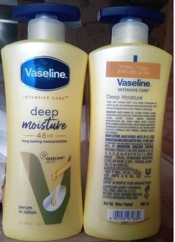 Vaseline%20Intensive%20Care%20Deep%20Moisture%20Nourishing%20Body%20Lotion%20For%20Men%20&%20Women%20-%20400ml%20(Indian)%20-%20Image%204