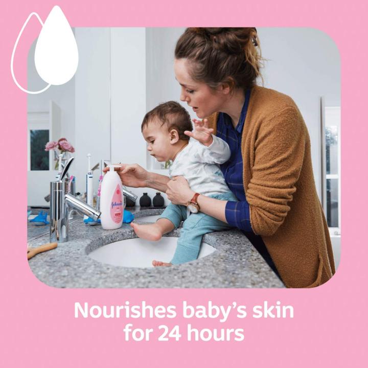 JOHNSON'S%20Baby%20Lotion%20500ml%20(Made%20in%20Italy)%20-%20Image%202