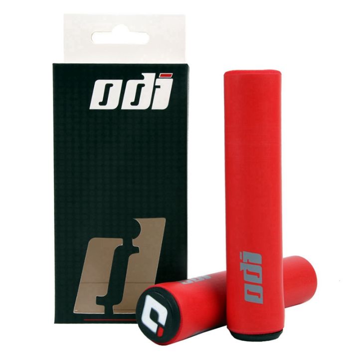 ODI%202Pair%20MTB%20Bicycle%20Grip%20Silicone%20Handlebar%20Grips%20Shock-Absorbing%20Soft%20Mountain%20Bicycle%20Grip%20Bike,Red%20&%20Purple%20-%20Image%208