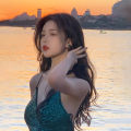 New Center-Parted Wig Women's Natural & Fluffy Mid-Length Long Hair Face Trimming Eight Words without Bangs Korean Style Micro Volume Full-Head Wig Style. 