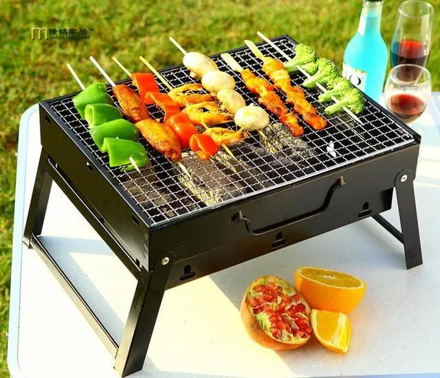 Outdoor%20Portable%20BBQ%20Stove%20-%20Black%20-%20Image%202