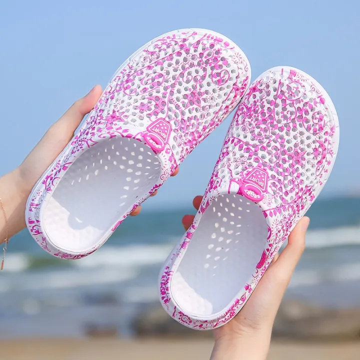 Womens%20Casual%20Clogs%20Breathable%20Beach%20Sandals%20Valentine%20Slippers%20Summer%20Slip%20On%20Women%20Flip%20Flops%20Shoes%20Home%20Shoes%20For%20Uni%20-%20Image%203