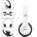 P47 - Wireless Bluetooth Headphone - White. 