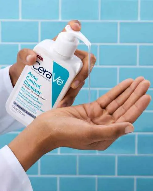 CeraVe%20Acne%20control%20cleanser%20237ml%20-%20Image%202
