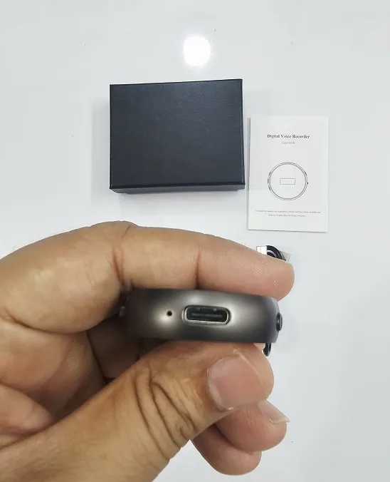 AR34%20Mini%20Round%20Digital%20Voice%20Recorder%2016GB%20LED%20Display%20-%20Image%207