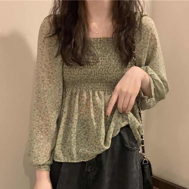 READY%20STOCK%20Korean%20Fashion%20Women%20Square%20Neck%20Chiffon%20Floral%20Blouse%20Plicated%20Short%20Style%20Long%20Sleeve%20Top%20-%20Image%205