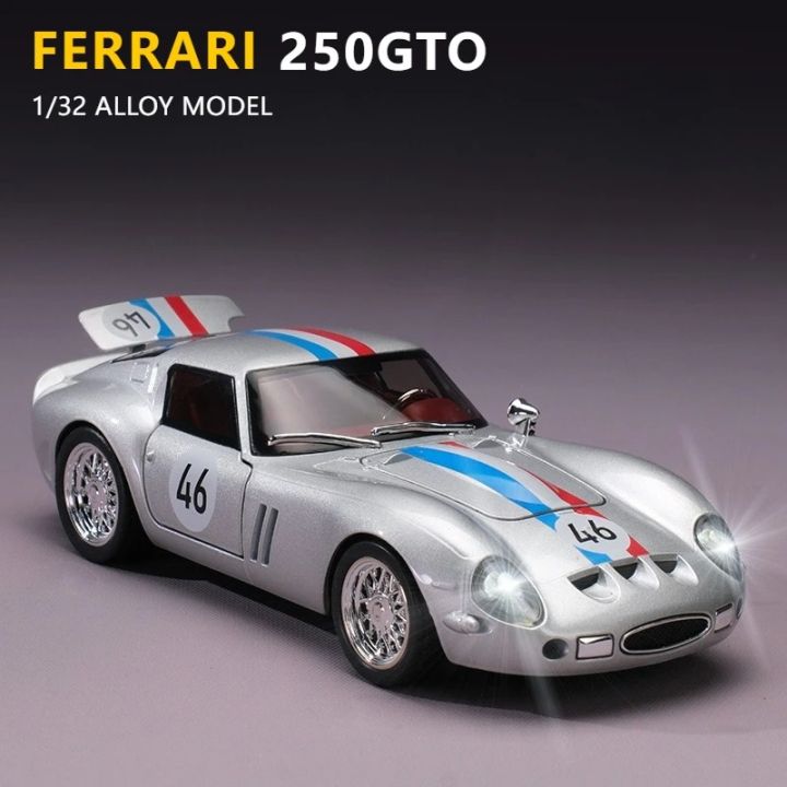 1:32%20Ferrari%20250%20GTO%20Die-Cast%20Vehicles%20Alloy%20Model%20Car%20Toys%20For%20Gift%20Collection%20-%20Image%202