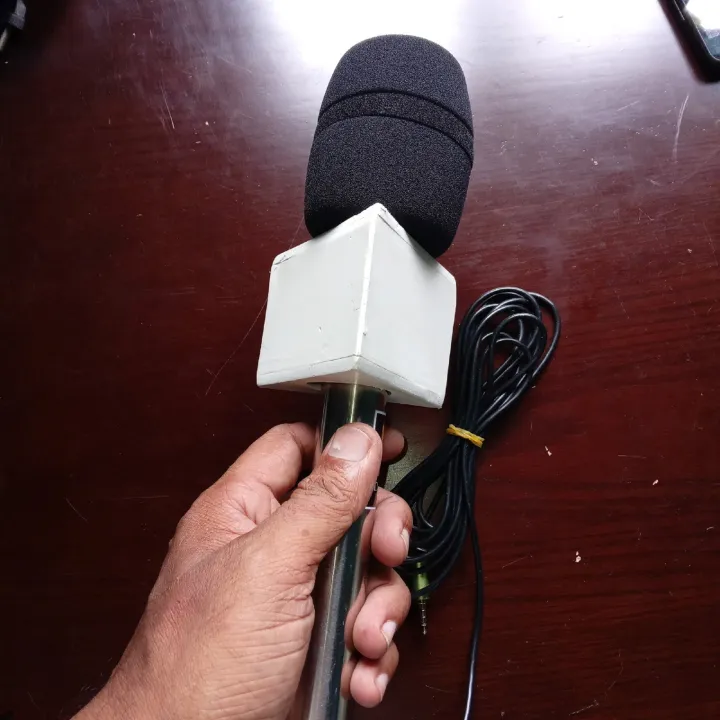 Journalist/Reporters%20Microphone%20For%20Mobile%20Phone%20With%20Black%20Foam%20-%20Microphone%20-%20Image%204