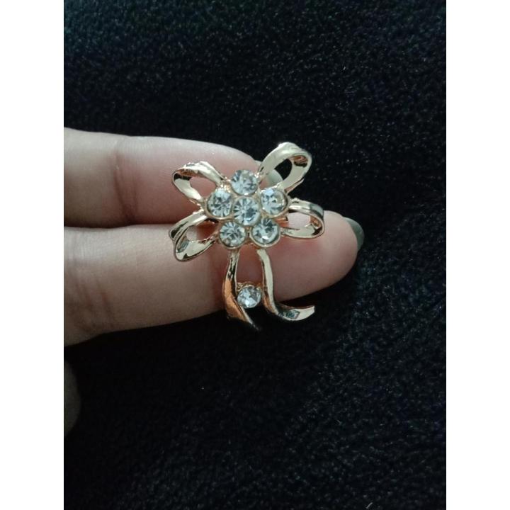 Women's Hijab Pin Brooches Islamic Headwear Accessories 1 Pc