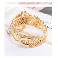 【Flash sale】 Ladies Rhinestone Quartz Watches Fashion Alloy Bracelet Watches Fancy Women Watches Jewelry Sophisticated And Stylish Women Watch. 