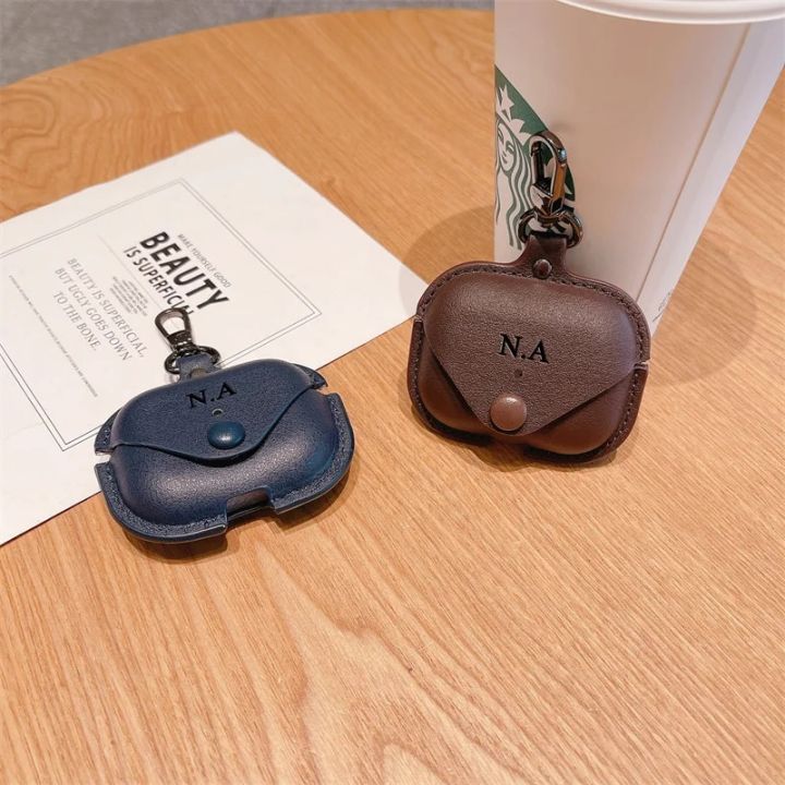Leather%20Snap-on%20Bluetooth%20Witeless%20Earphone%20Case%20For%20Airpods%201%202%20pro%203%20Button%20DIY%20Name%20Letter%20Customize%20Protective%20Soft%20Cover%20KEEMEEUYZO%20-%20Image%204