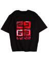 Givenchy Reverse T-shirt. 