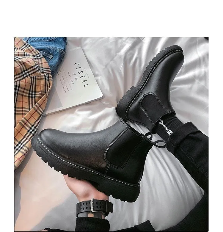 Shiun GRAIN CHELSEA BOOTS 37 CHELSEA BOOTS WITH A ROUNDED TOE AND