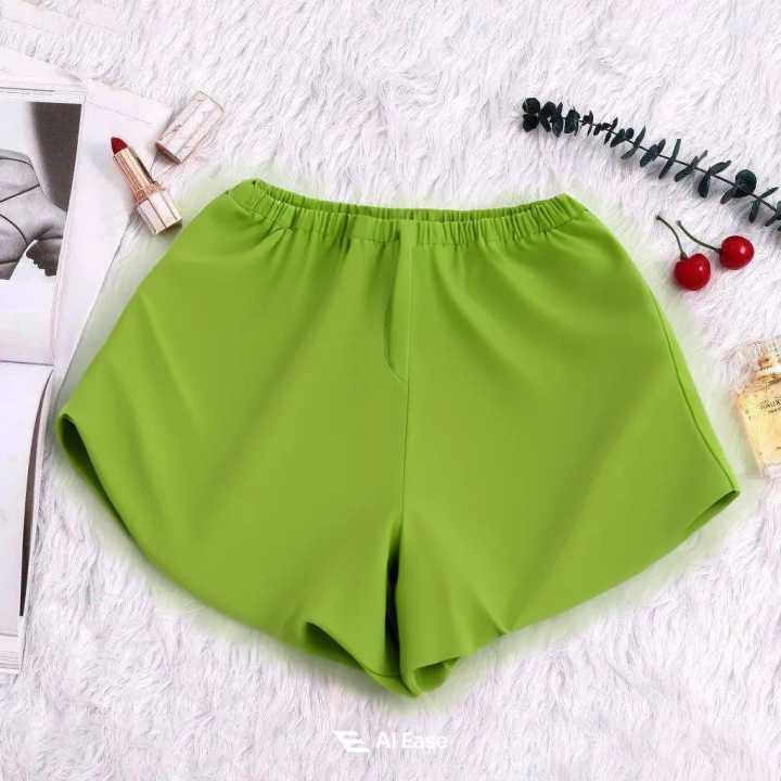 Women%E2%80%99s%20Smooth%20Touch%20Silk%20Shorts%20with%20Minimal%20Seams%20for%20Maximum%20Comfort%20-%20Image%205