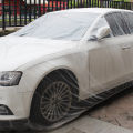 Disposable rainproof sun shading SUV invisible and transparent car electric vehicle dust cover universal. 