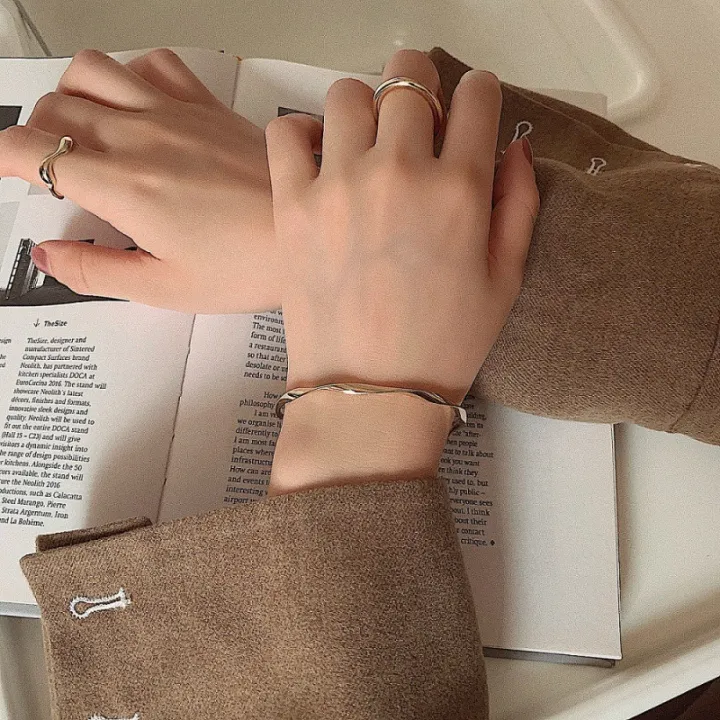 Fashion%20Luxury%20Korean%20Jewelry%20Retro%20Girl's%20Unusual%20Bracelet%20Cuff%20For%20Women%20-%20Image%202