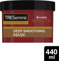 TRESemme Keratin Smooth Deep Smoothing Mask 440ml Rinse-out Hair Treatment with Hydrolysed Keratin for soft, shiny, frizz-free Hair. 