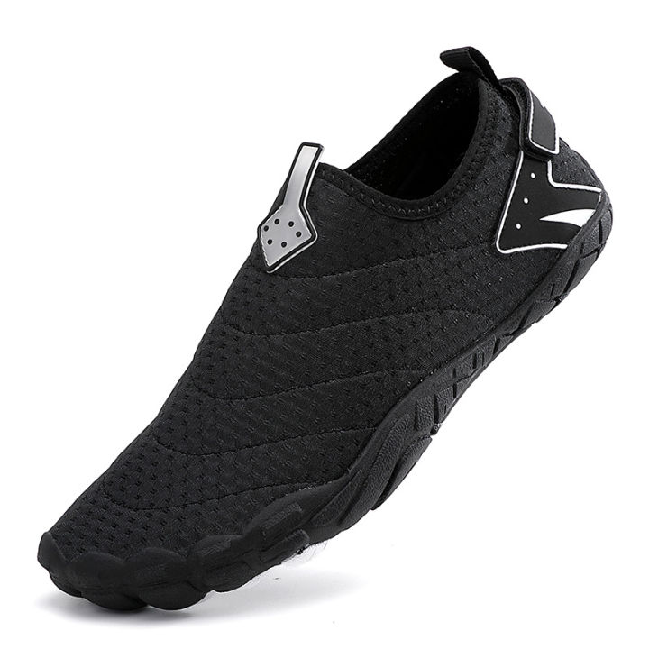 Outdoor%20Swimming%20Shoes%20Dive%20Boots%20Outdoor%20Beach%20Shoes%20Couple%20Upstream%20Shoes%20Quick-Drying%20Shoes%20Snorkeling%20Shoes%20Wading%20Shoes%20-%20Image%206