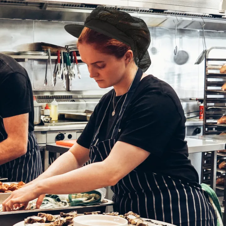 Chef%20Hat%20Adjustable%20Elastic%20Breathable%20Mesh%20Work%20Cap%20Beanie%20for%20Kitchen%20Working%20-%20Image%208