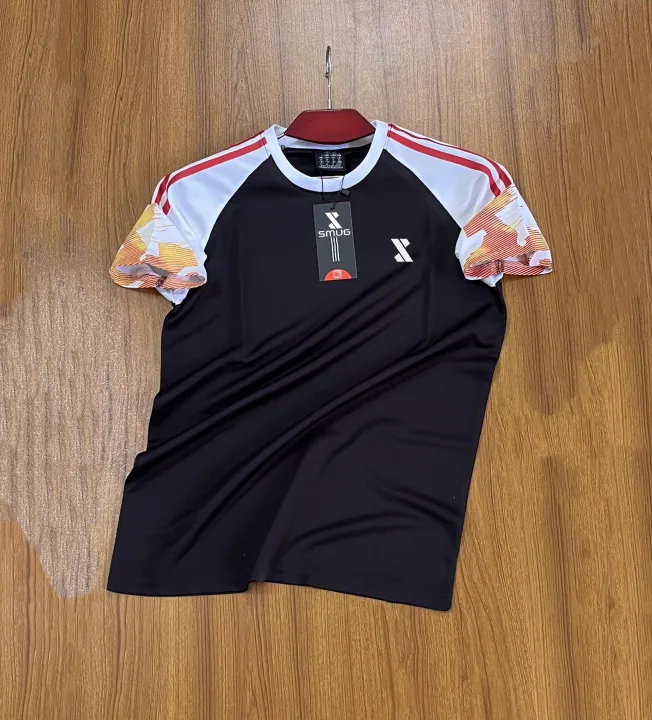 New%20Stylish%20Trouser%20and%20T-Shirt%20SET%20-%20Comfortable%20and%20soft%20Febric%20-%20Image%204