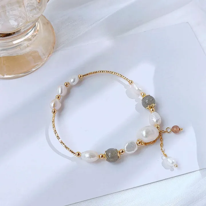 Bright%20Eyes%20Handmade%20Natural%20Freshwater%20Pearl%20Moonlight%20Stone%20Bracelet%20Korean%20Version%20Versatile%20and%20Elegant%20Handicraft%20for%20Women%20-%20Image%202