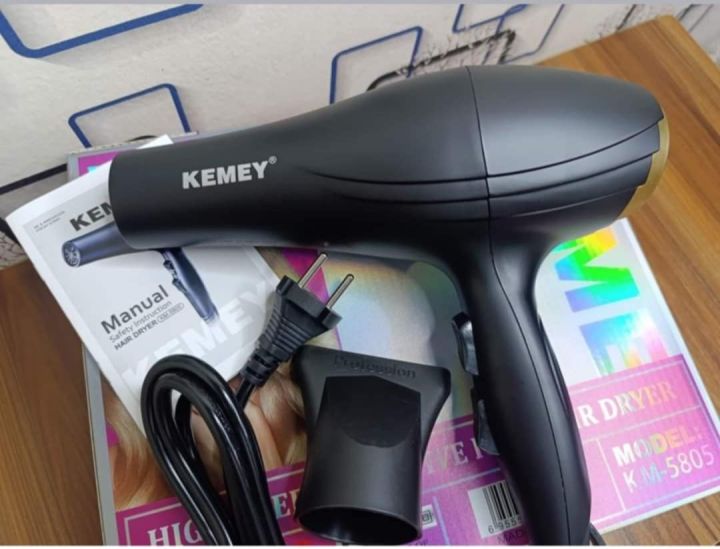 Kemei-KM-5805-1000W-%20(%202%20in%20!%20)%20Powerful-Professional-Heavy-Duty-Hair-Dryer-for-Unisex%20-%20Black%20-%20Image%205