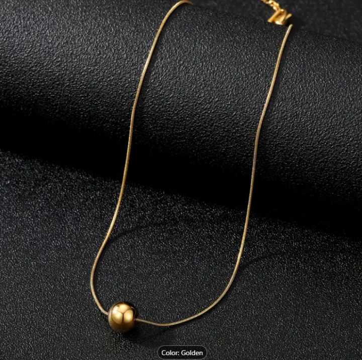 Stylish%20Simple%20Trendy%20Fashion%20Pendant%20Necklaces%20for%20Women%20-%20Image%203