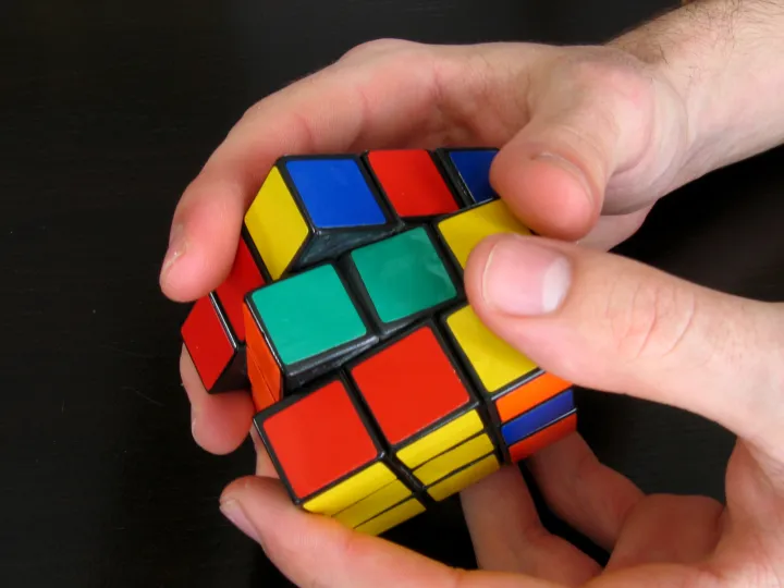 3x3%20Rubik%E2%80%99s%20Cube%20/%20Rubiks%20Cube%20%E0%A6%B0%E0%A7%81%E0%A6%AC%E0%A6%BF%E0%A6%95%E0%A7%8D%E0%A6%B8%20%E0%A6%95%E0%A6%BF%E0%A6%89%E0%A6%AC,%20Red,%20Green,%20White,%20Blue,%20Yellow%20-%20Image%206