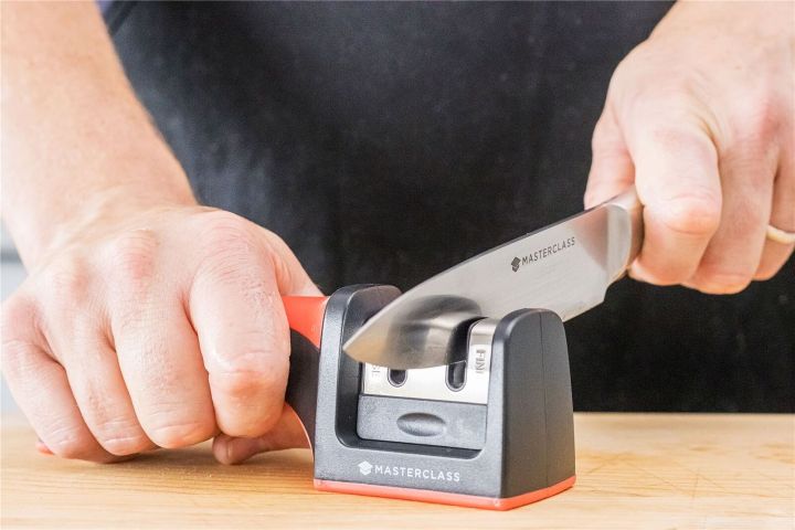 3-Stage%20Manual%20%20Sharpener%20Kitchen%20Tools%20-%20Image%204