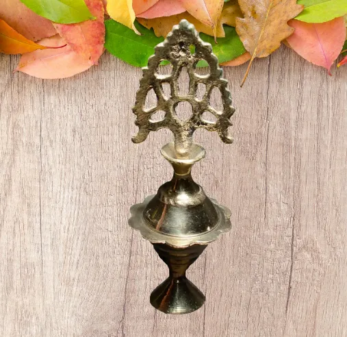 Pitoler%20surmsdani%20Pure%20Brass%20Metal%20Surmadani%20-%20Medium%20-%20Image%207