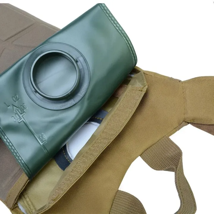 Tactical%20Hydration%20Pack%20Backpack%20Water-proof%20Nylon%20Water%20Bag%20with%203%20Liter%20Bladder%20for%20Hiking%20Cycling%20Climbing%20-%20Image%203