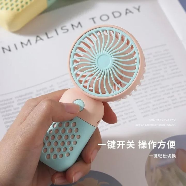 Handheld%20Cute%20Mini%20Usb%20Small%20Fan%20Portable%20Portable%20Female%20Student%20Dormitory%20Desktop%20Small%20Fan%20-%20Image%203