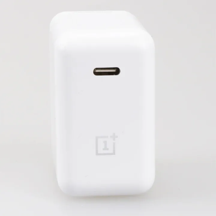 OnePlus%2065W%20USB-C%20Warp%20Charge%20Wall%20Charger%20with%20USB-C%20to%20USB-C%20Cable%20for%209/9%20Pro/9R/8T/6A/1M%20-%20High-Speed%20Charging%20Accessory%20-%20Image%205