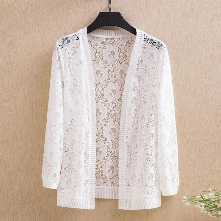 Summer%20New%20Lace%20Cardigan%20Short%20One-Suit%20Skirt%20Small%20Shawl%20Sun%20Protection%20Clothing%20Women's%20Air%20Conditioning%20Shirt%20Mom%20Wear%20Spring%20Thin%20Coat%20-%20Image%205