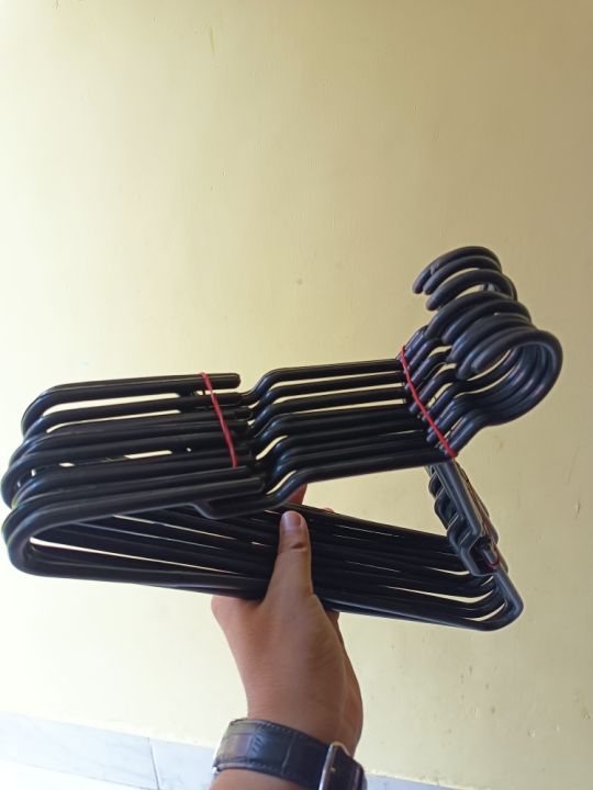 New%20plastic%20hanger%2012%20pcs%20-%20Black%20-%20cloth%20hanger%20-%20Image%205