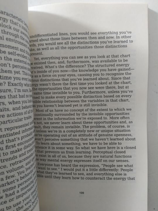 Trading%20in%20the%20Zone%20by%20Mark%20Douglas%20-%20Premium%20-%20Paperback%20-%20Image%207