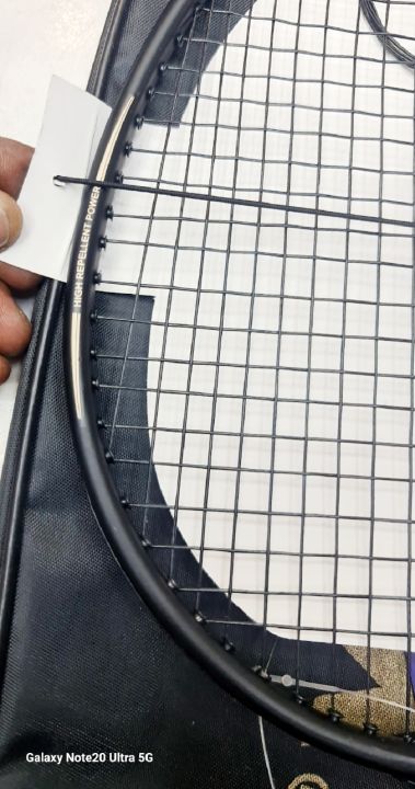 Carbonex%2021%20Badminton%20Racket%20Black%20Yonex%20Badminton%20Racket%20Bat-%20Carbonex-15/25%20-%20Play%20Badminton%20With%20The%20Carbonex%2021%20Black%20Yonex%20Badminton%20Racket%20-%20Image%203