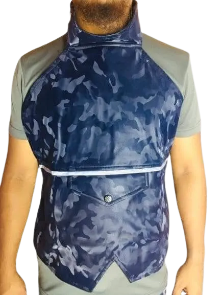 Chest%20guard%20cooler%20with%20winter%20protection%20pocket%20for%20the%20buyer%20-%20Image%203