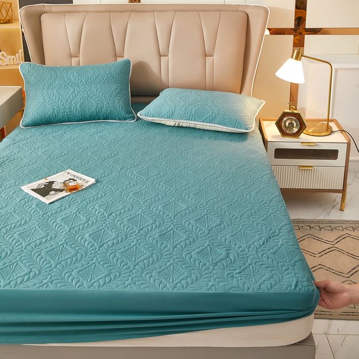 Waterproof Tilam Kalis Air Kencing Malam Cadar MLife Waterproof Mattress Queen Mattress Protector Cover Fitted Bedsheet