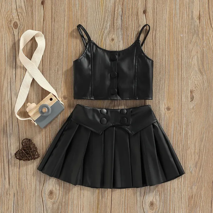 (New)%20kids%20girls%20casual%20suit%20solid%20color%20sleepveless%20sling%20tops%20button%20pleated%20short%20skirt,%20black%20-%20Image%205