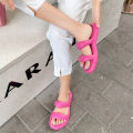 Slippers with a sense of, female Internet celebrities ins, tide bread, wear double belts, flat soles, soft soles, European and American style trend, EVA sandals. 