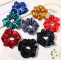 5Pcs/Set Matte Small Intestine Hair Ring Silky Satin Hair Scrunchies Simple Versatile Ponytail Holder Sweet Solid Color Headwear.
