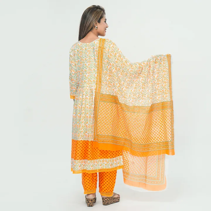 Amazing%20Outfit%20Hot%20Collection%20Readymade%20Anarkoli%20gown%203%20pice%20dress%20for%20girls%20-%20Image%206
