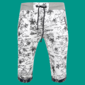 star print three quarter pant. 