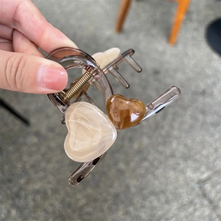 Elegant%20Jelly%20Color%20Heart%20Shape%20Hair%20Clips%20for%20Women%20Girls%20Sweet%20Transparent%20Acrylic%20Hair%20Accessories%20Delicate%20Jewelry%20Hairpin%20-%20Image%205