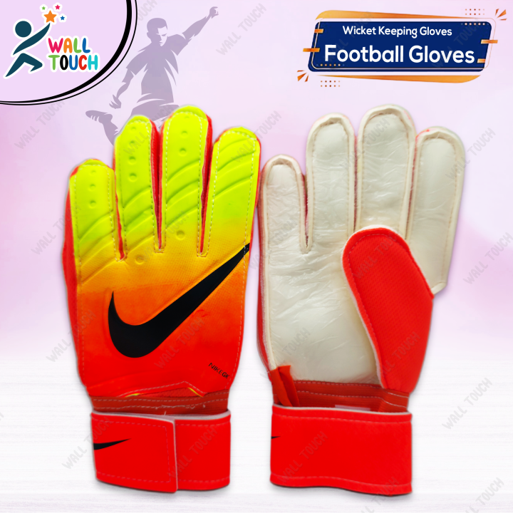 Professional Footballer Goalkeeper Gloves Sticky & Good Grip High Quality Goalkeeper Gloves