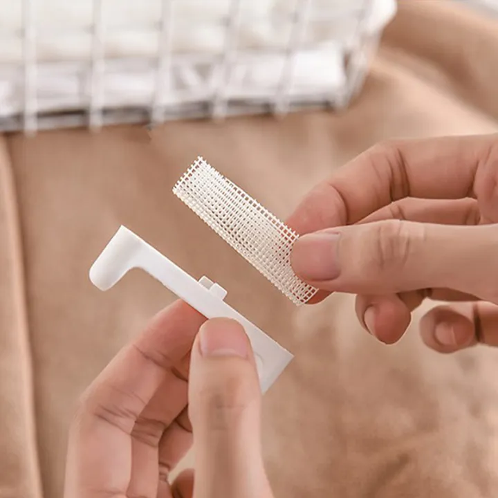 Mini%20Lint%20Remover%20Manual%20Hair%20Ball%20Trimmer%20Fuzz%20Pellet%20Cut%20Machine%20Portable%20Epilator%20Sweater%20Clothe%20Shaver%20Laundry%20Cleaning%20Tool%20-%20Image%208